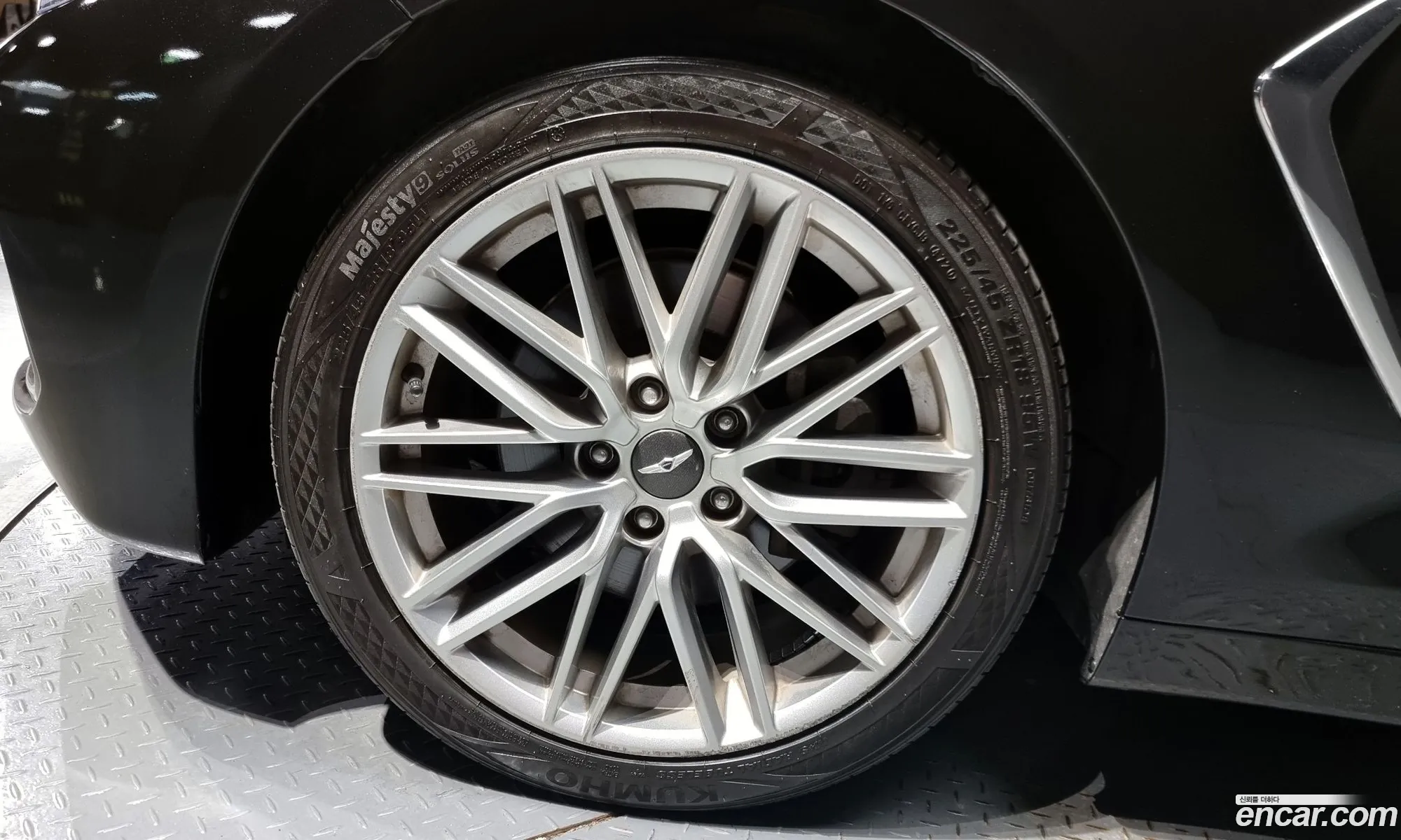 Genesis G70 I 20T 2019 - фотография 1621574