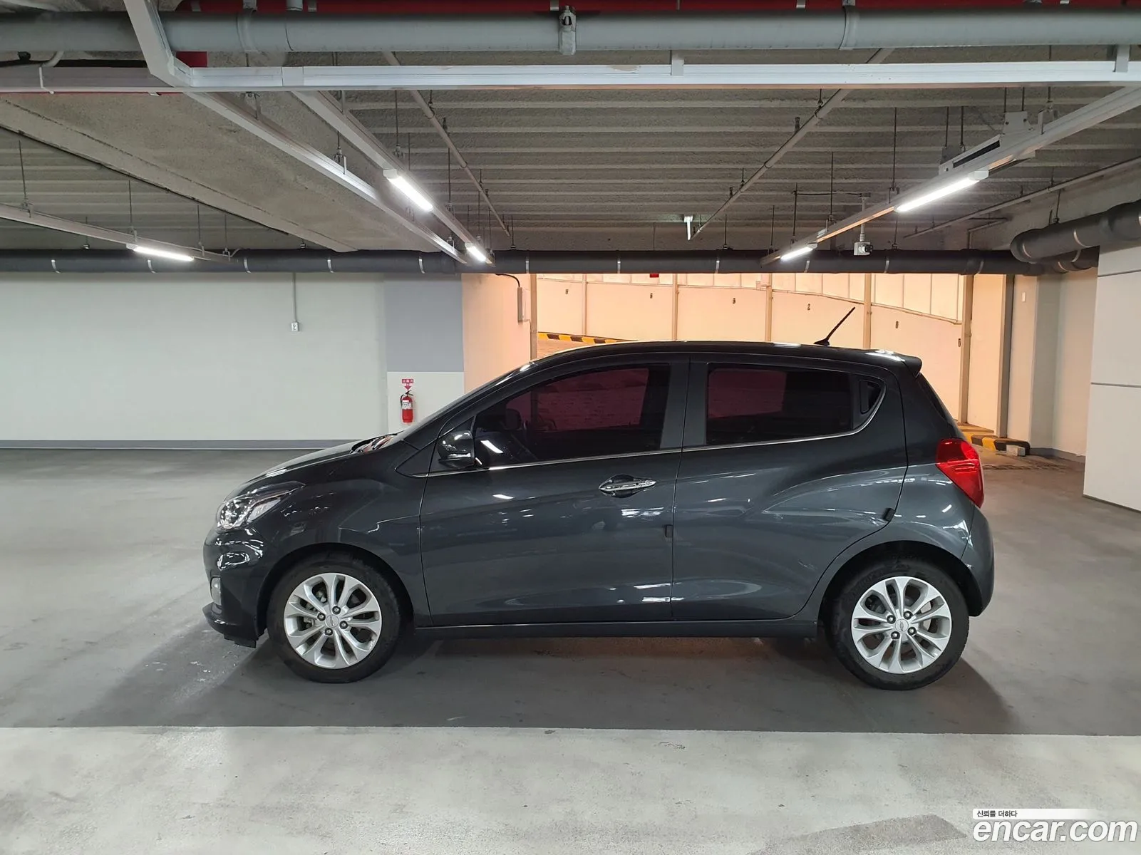 Chevrolet Spark Iv Premier 2019 - фотография 17519198