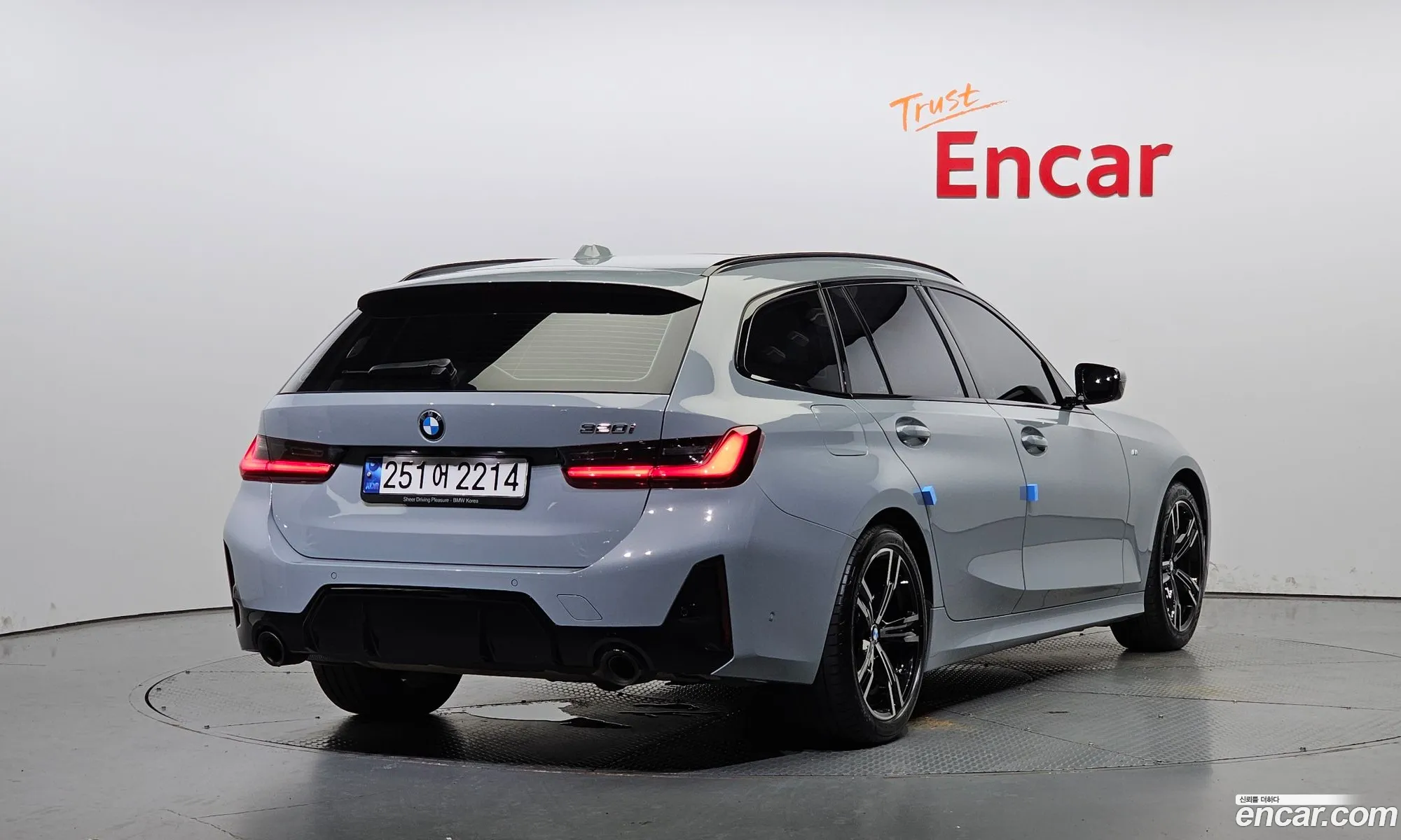 BMW 3Er 320I Touring M Sports 2023 - фотография 19849792