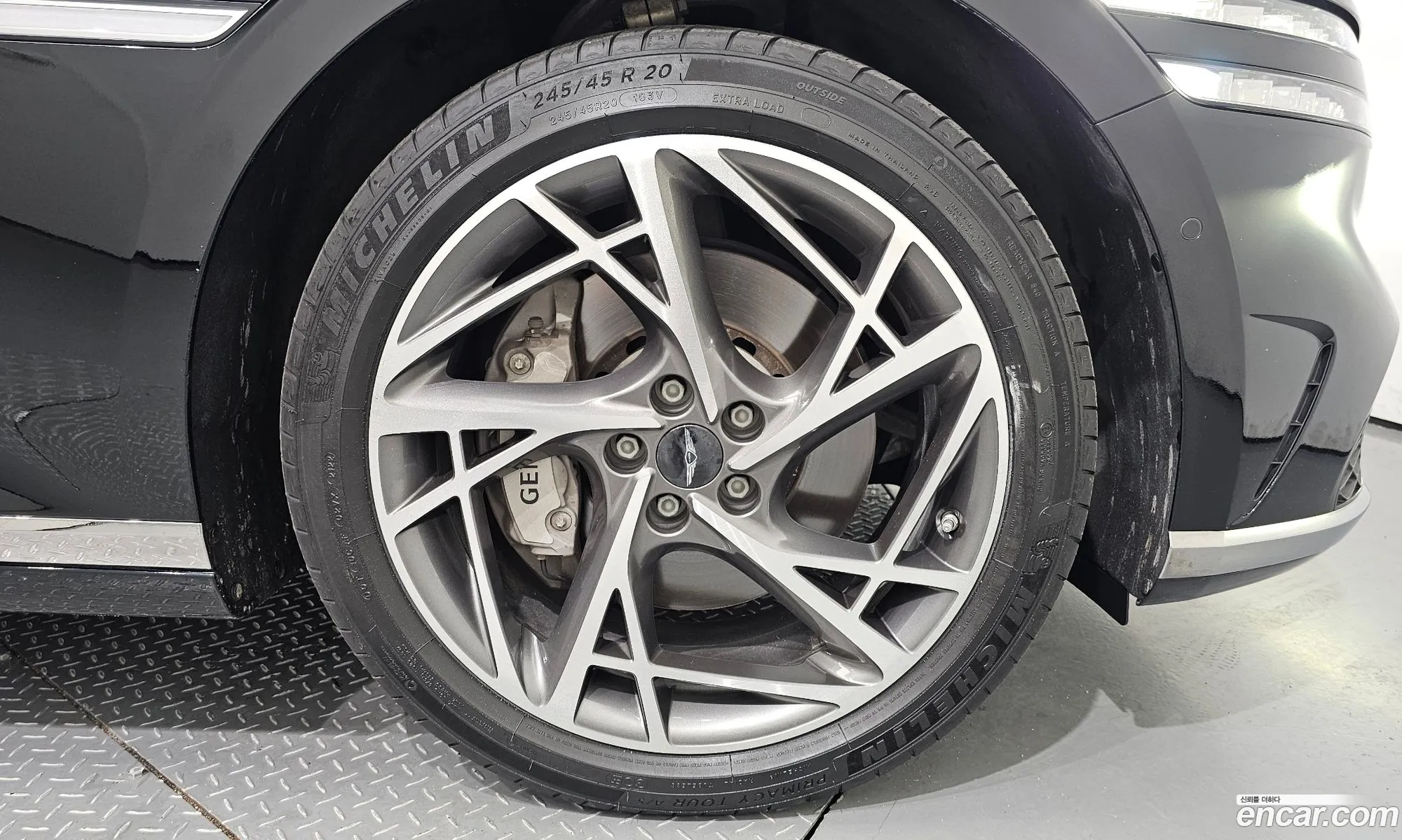 Genesis G90 Gasoline 35 Turbo 2Wd 2023 - фотография 1639057