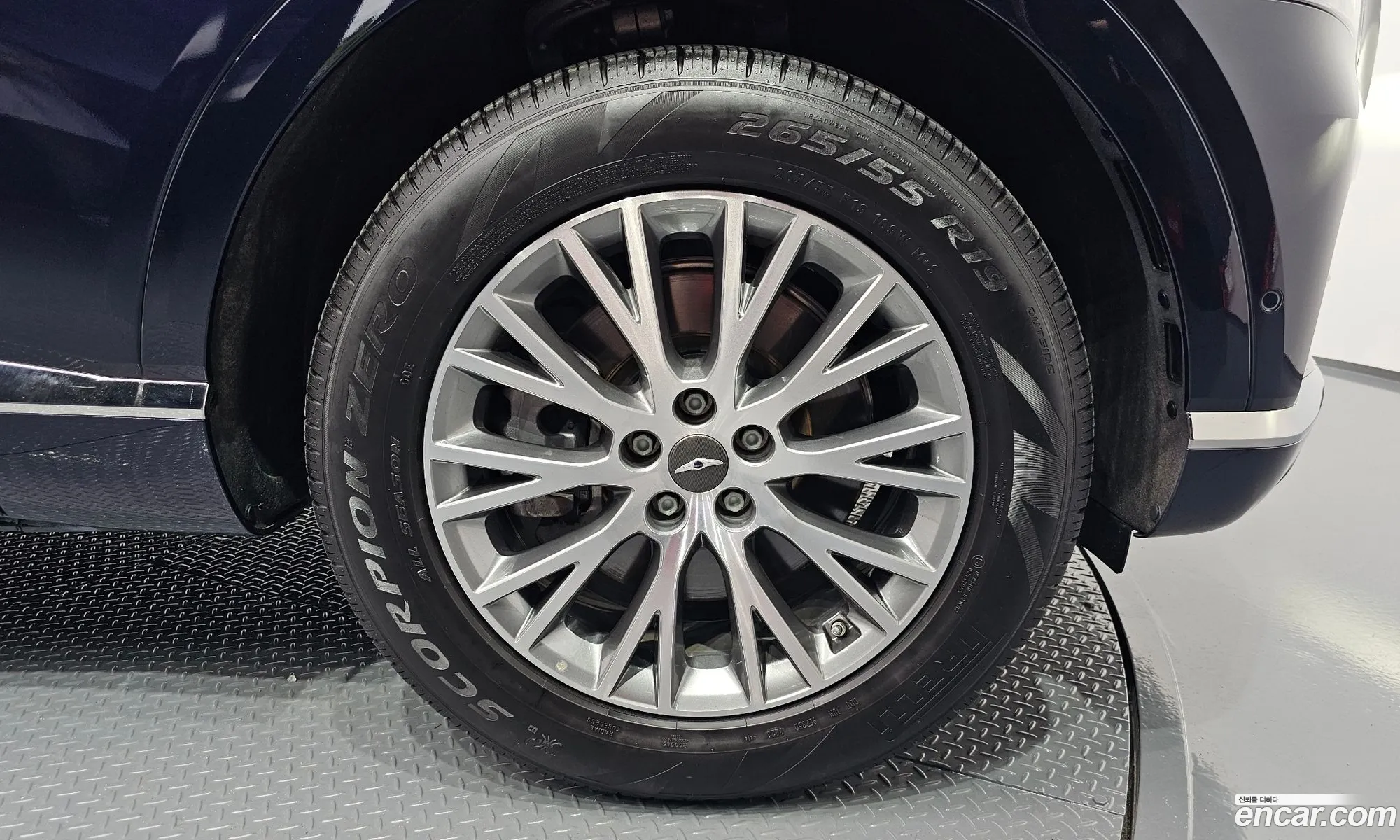 Genesis Gv80 25T Gasoline Awd 2023 - фотография 1290586