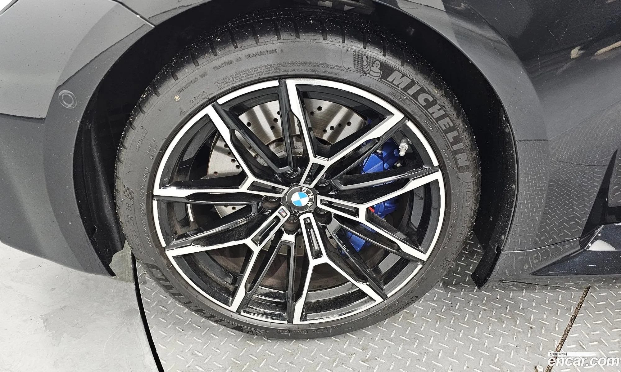 BMW M2 M2 Coupe 2023 - фотография 19856385
