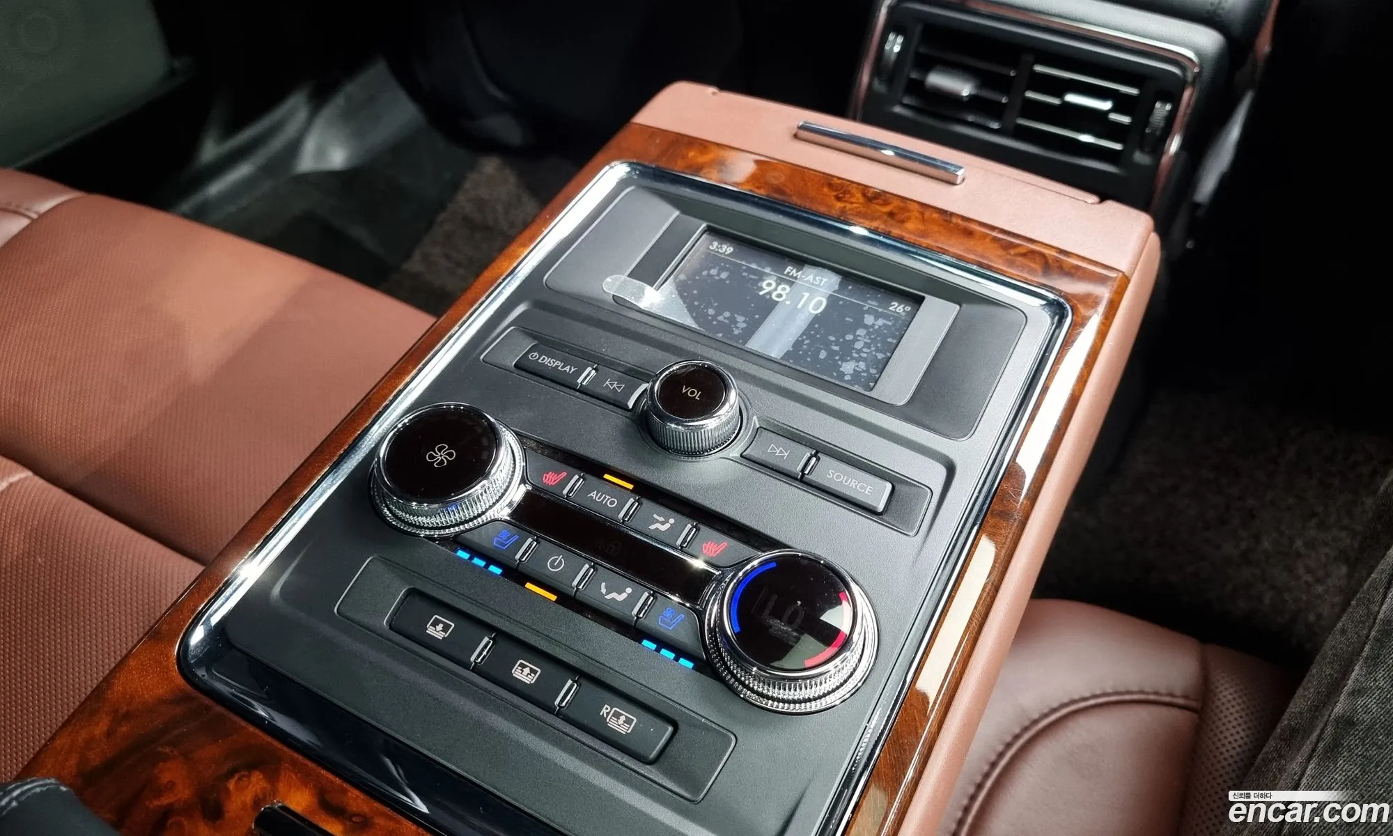 Continental 10Th Generation 30 Awd - фотография 14718835