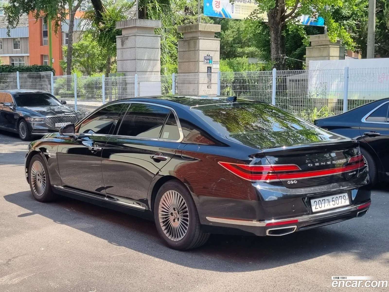 Genesis G90 I 38 Awd 2019 - фотография 1298821