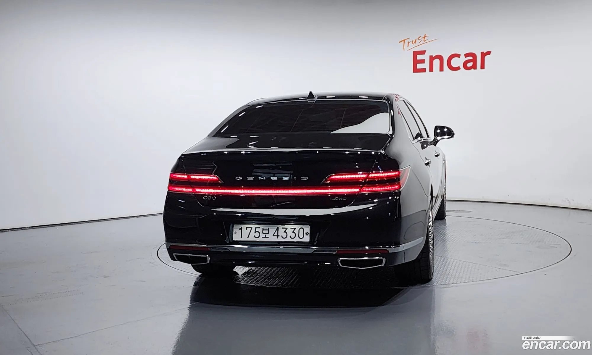 Genesis G90 I 38 Awd 2021 - фотография 1621621