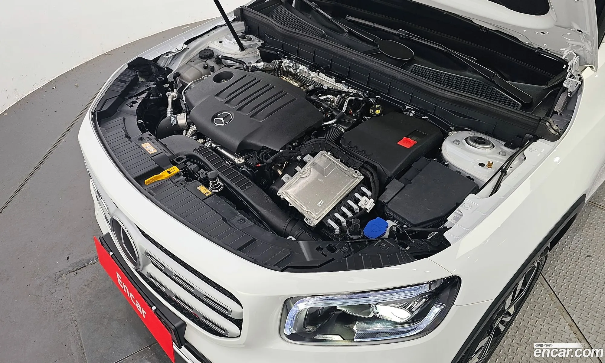 Mercedes-Benz Glb Glb200 D 2023 - фотография 16401549