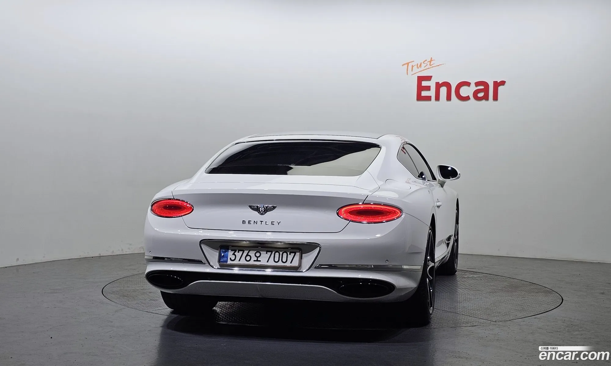 Bentley Continental 60 Gt 2020 - фотография 4159663