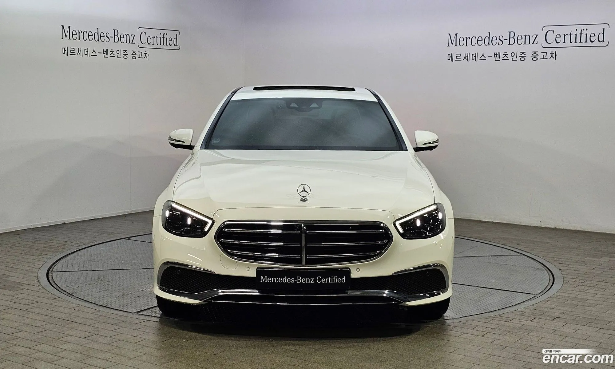 Mercedes-Benz E-Klasse V W213 S213 C238 E250 Exclusive 2022 - фотография 16490834