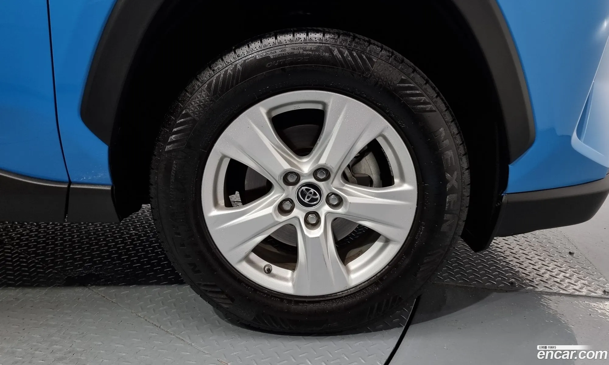 Toyota Rav 4 25 2Wd 2019 - фотография 14836837