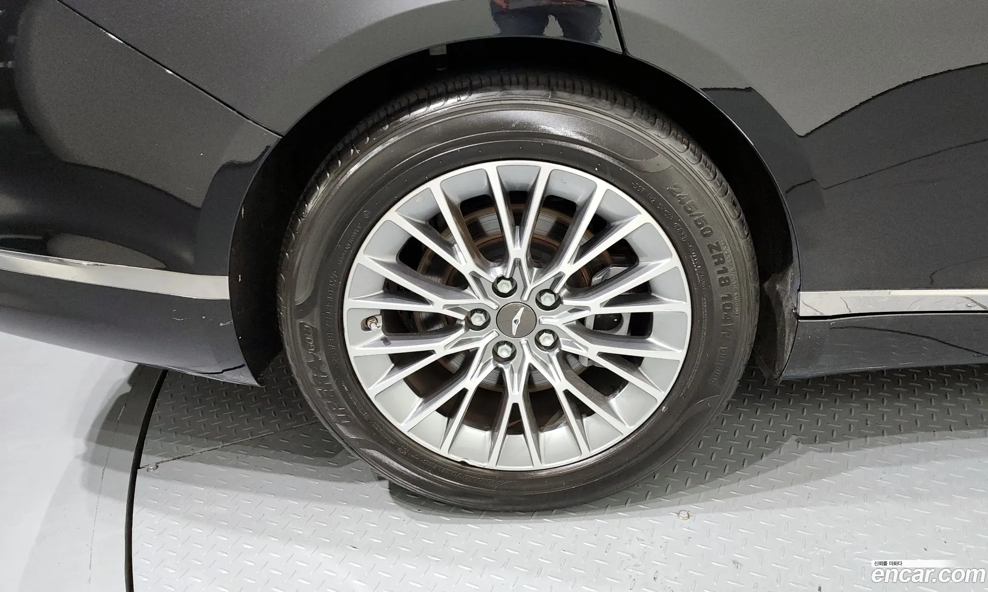 Genesis G80 Gasoline 25 Turbo Awd 2023 - фотография 1196037