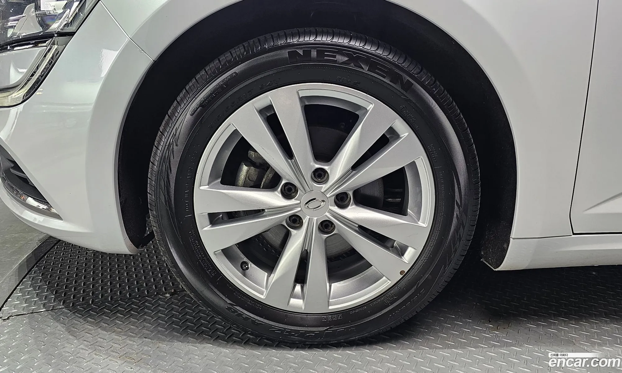 Renault Samsung Sm6 20 Lpe Se For The Disabled 2016 - фотография 952562