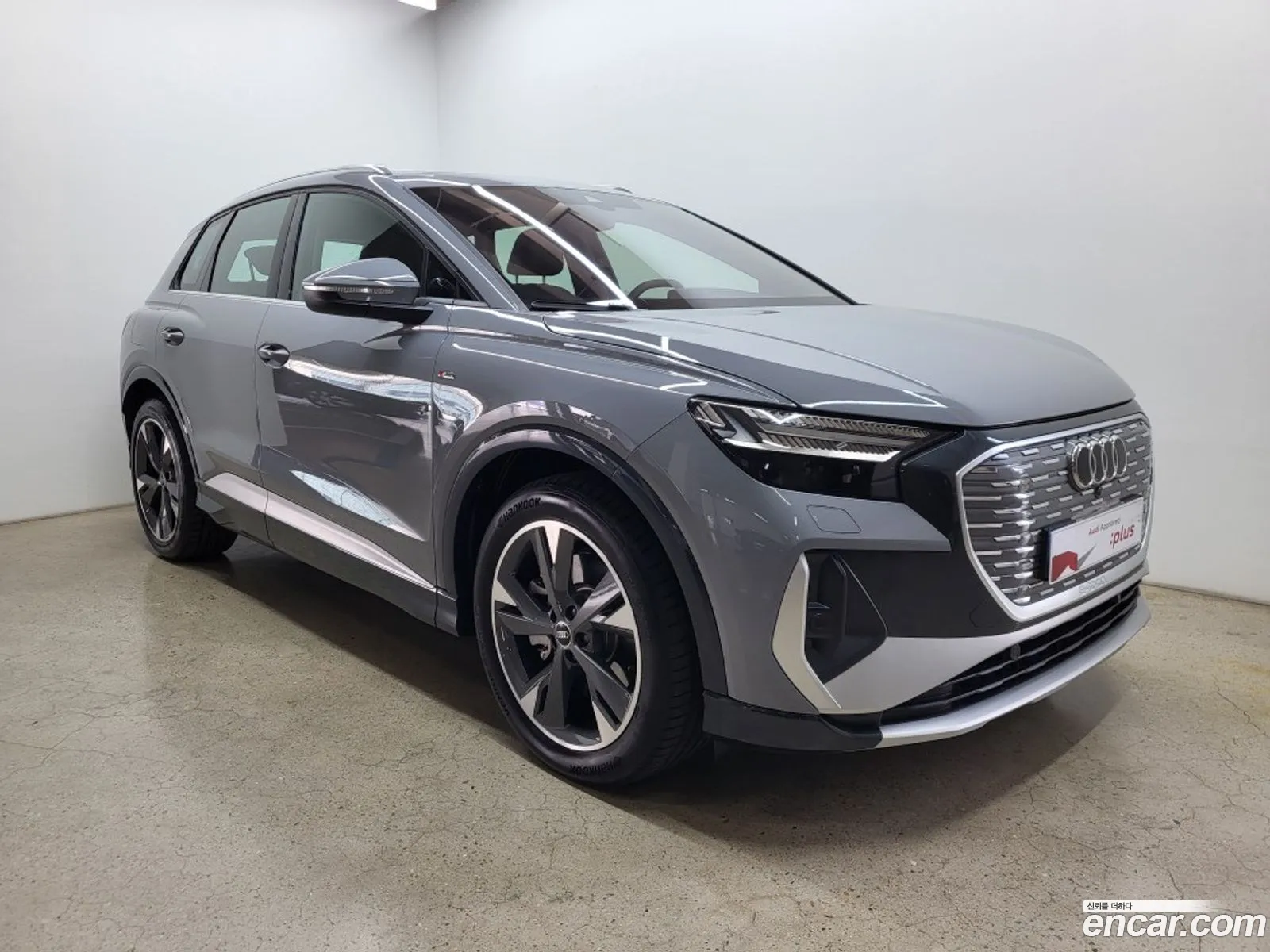 Audi Q4 E-Tron F4 40 Premium - фотография 7081271