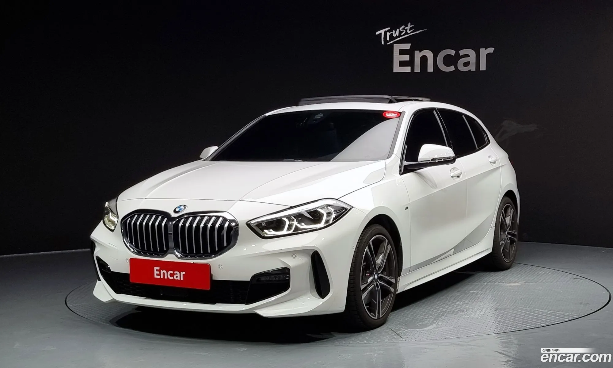 BMW 1Er 120I M Sports 2023 - фотография 12546350