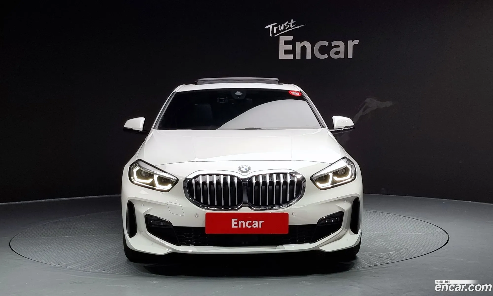 BMW 1Er 120I M Sports 2023 - фотография 12546352