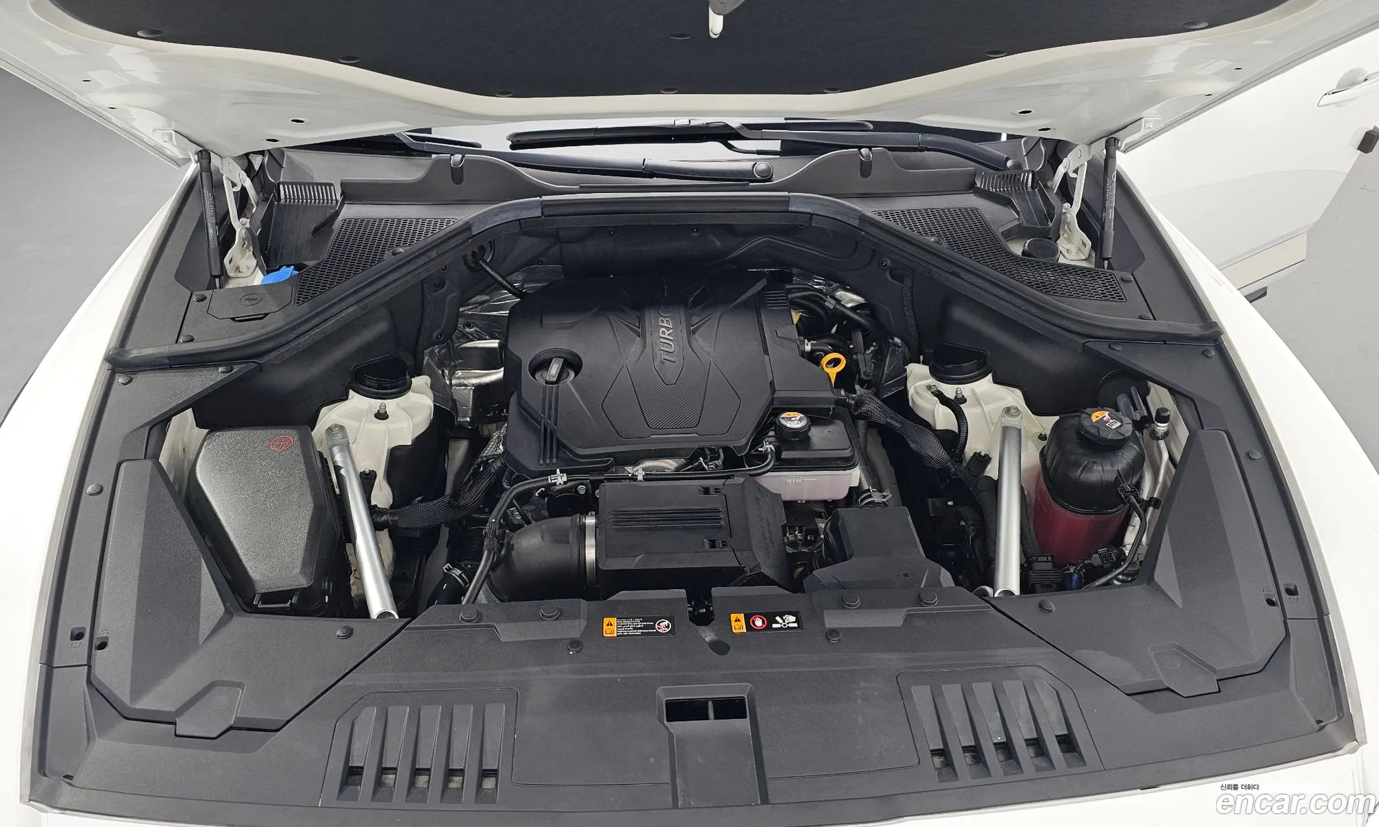 Genesis Gv80 I 25T Gasoline Awd 2022 - фотография 1333299