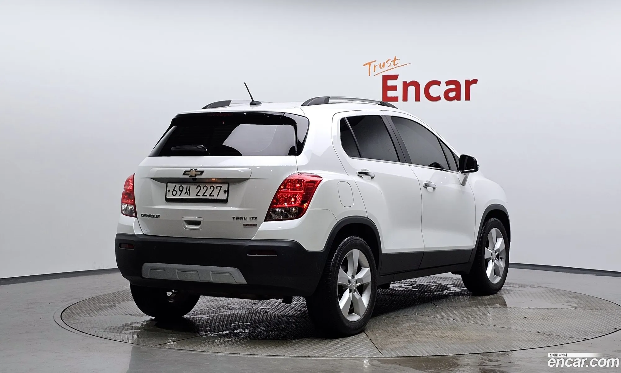 Chevrolet Trax I 14 Ltz 2014 - фотография 17576312