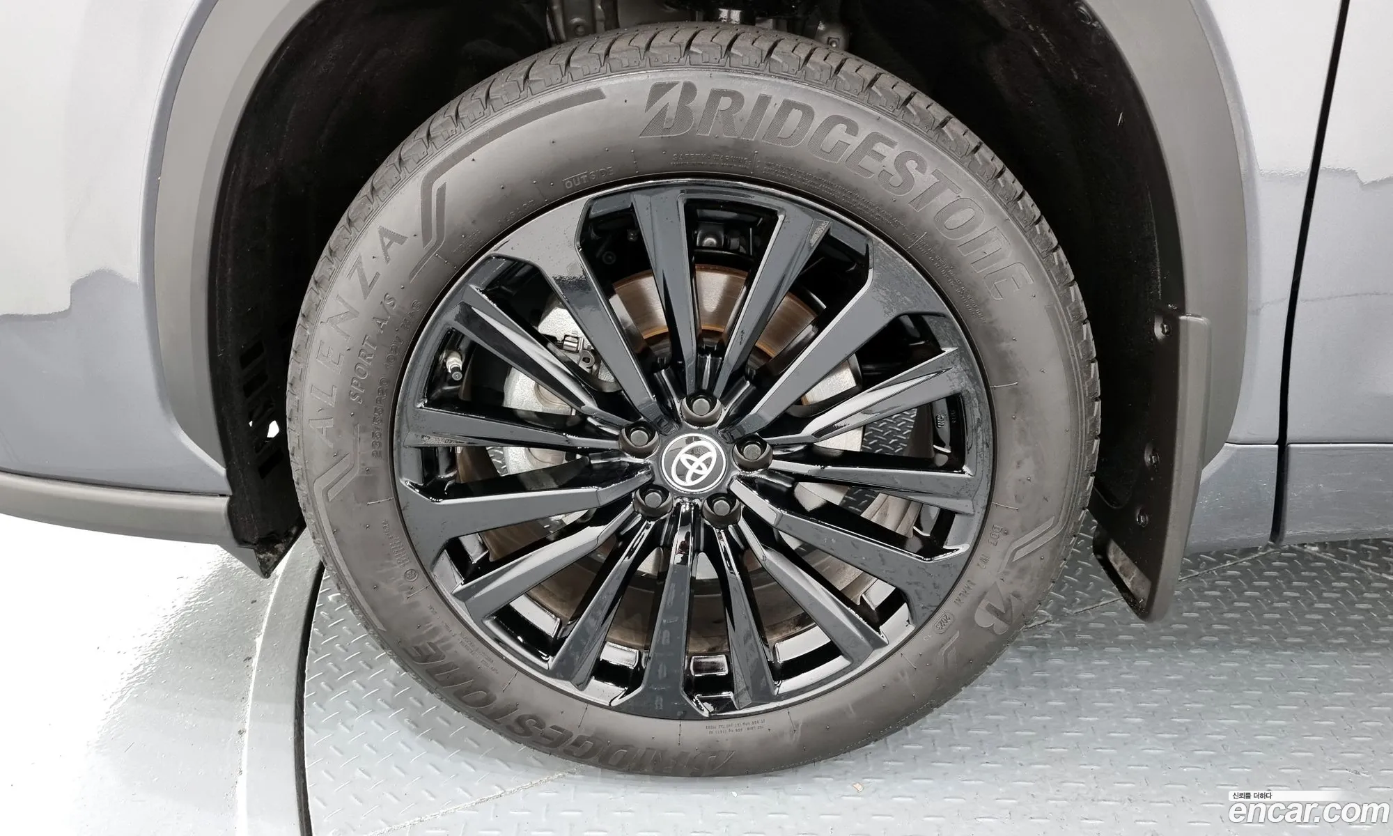 Toyota Highlander 25 4Wd Limited 2023 - фотография 14836861
