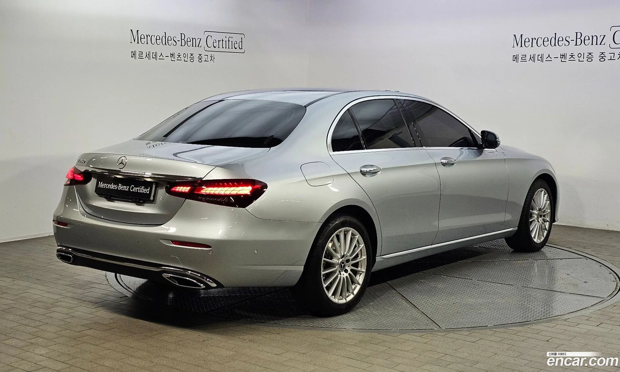 Mercedes-Benz E-Klasse V W213 S213 C238 E250 Exclusive 2021 - фотография 16238197