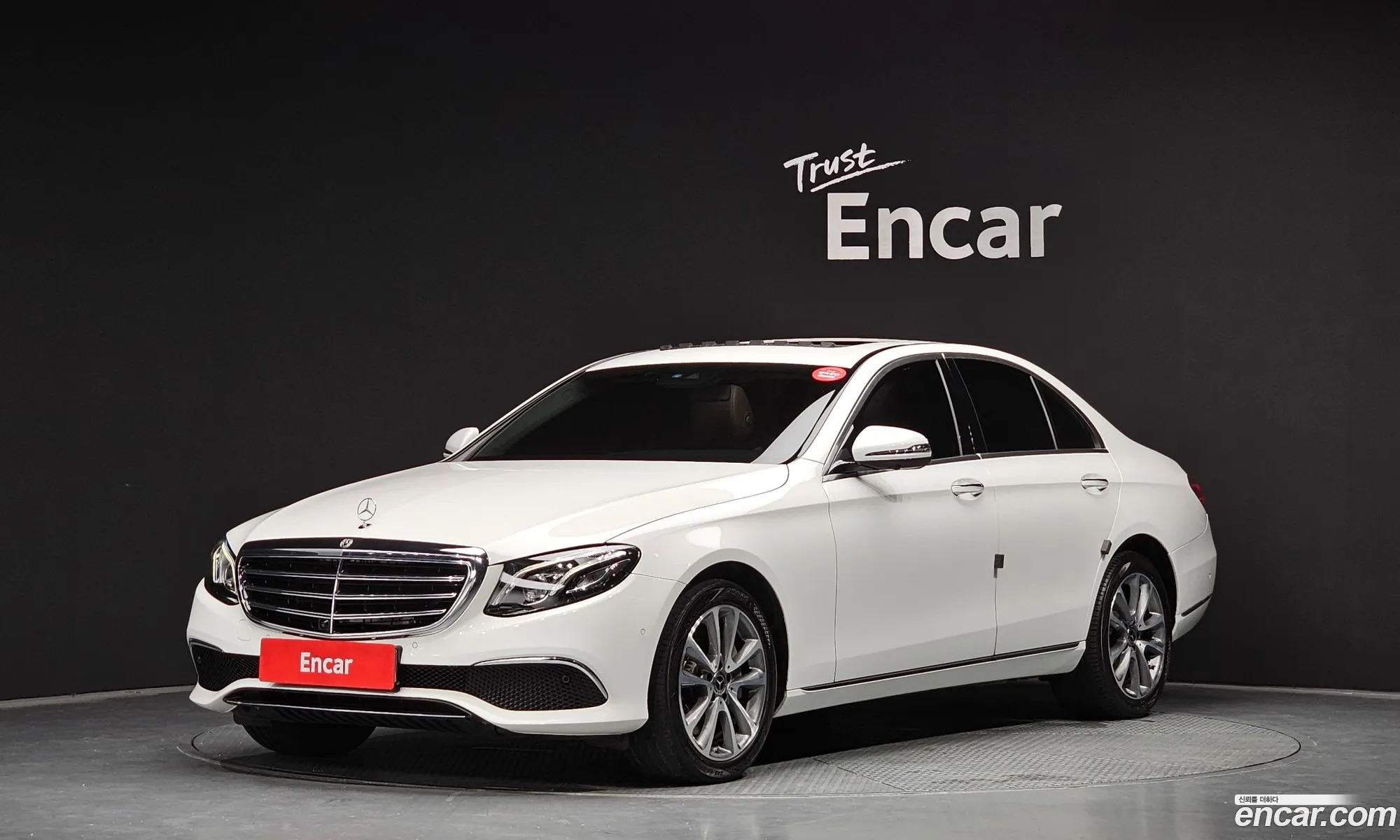 Mercedes-Benz E-Klasse V W213 S213 C238 E300 Exclusive Standard 2018 - фотография 16467824