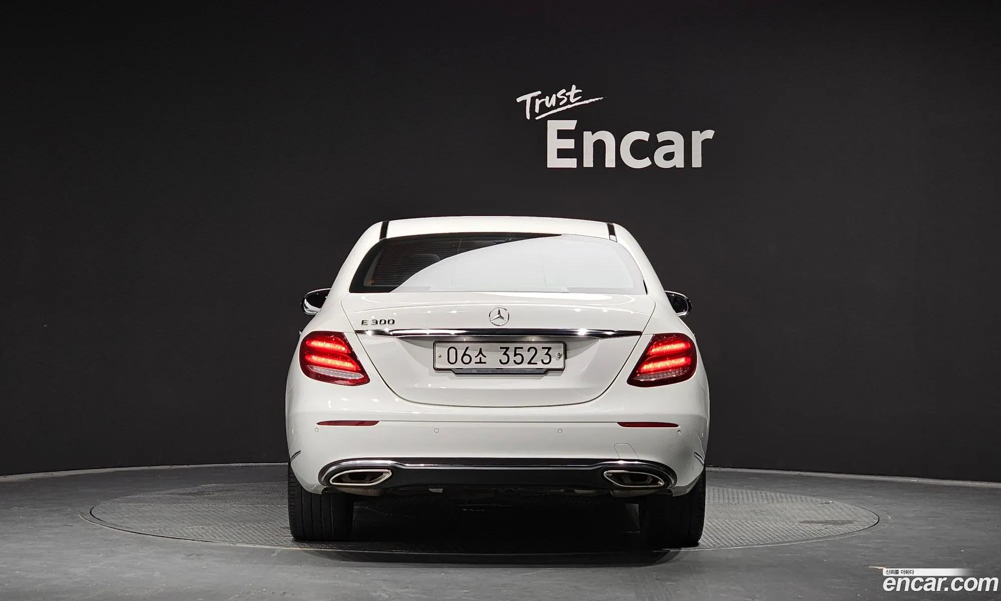 Mercedes-Benz E-Klasse V W213 S213 C238 E300 Exclusive Standard 2018 - фотография 16467827