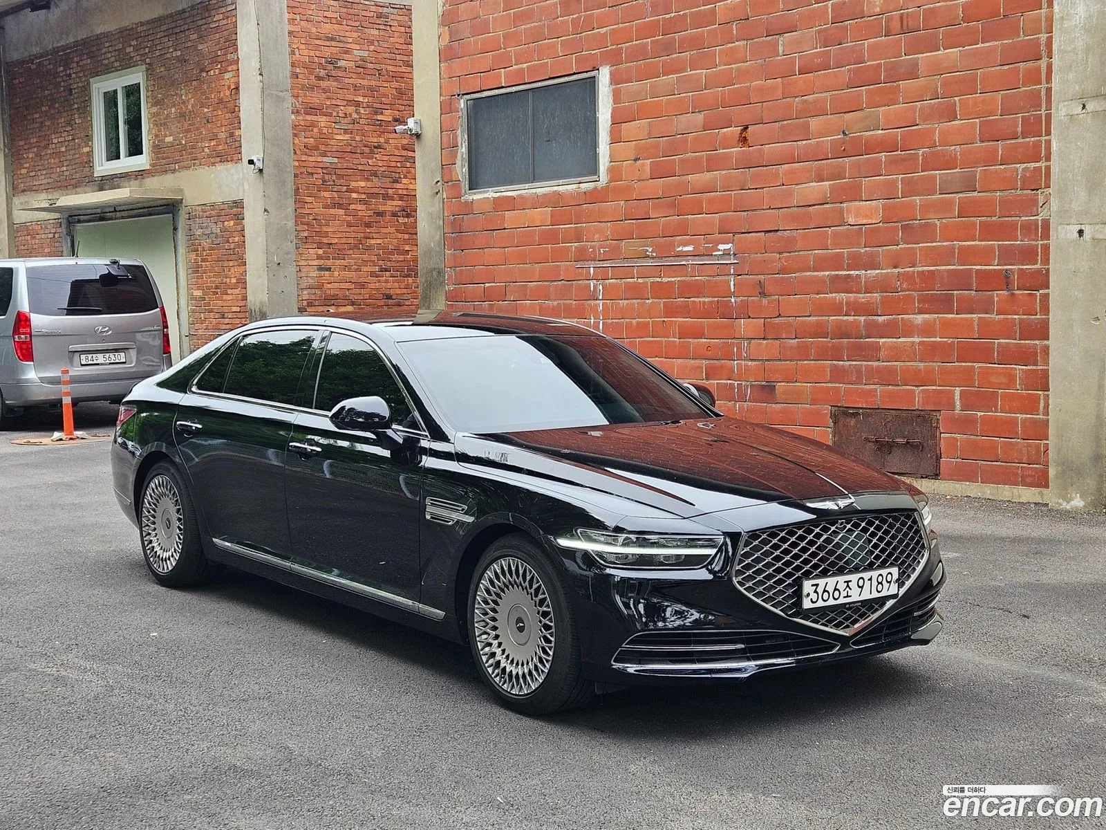 Genesis G90 I 38 Awd 2021 - фотография 1335218