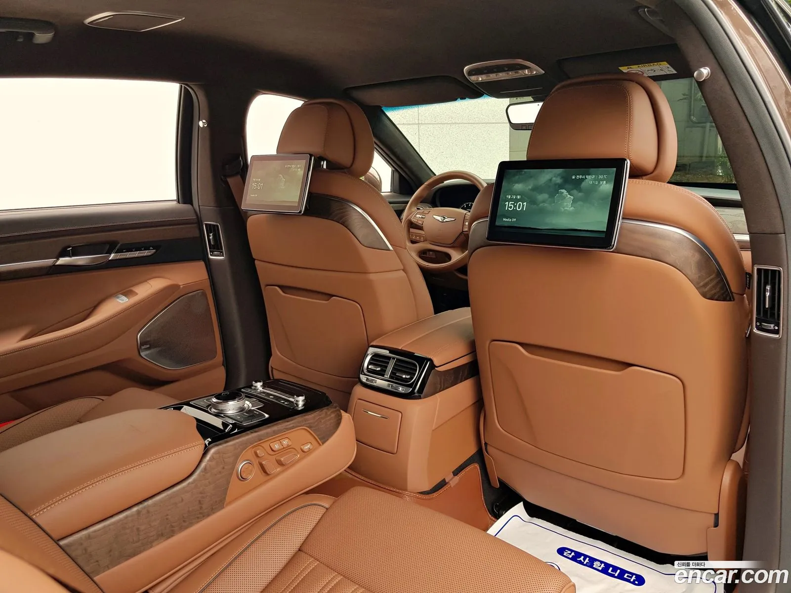 Genesis G90 I 33T Awd 2021 - фотография 1161944
