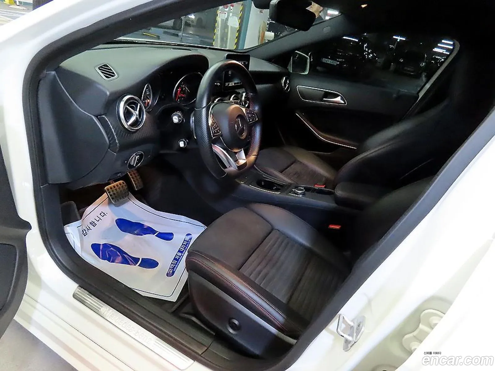 Mercedes-Benz A-Klasse A200 Amg Line 2018 - фотография 16414310