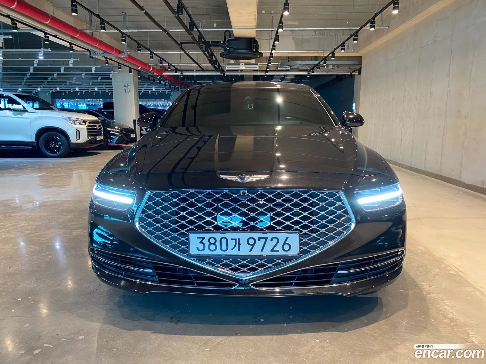 Genesis G90 I 50 Awd 2019 - фотография 1309830