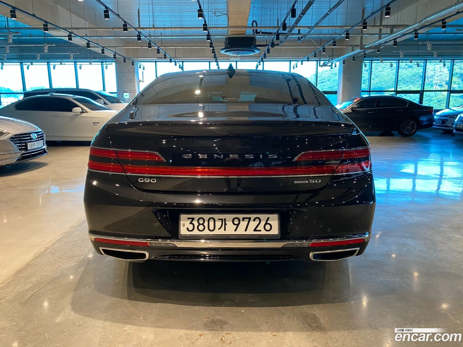 Genesis G90 I 50 Awd 2019 - фотография 1309831