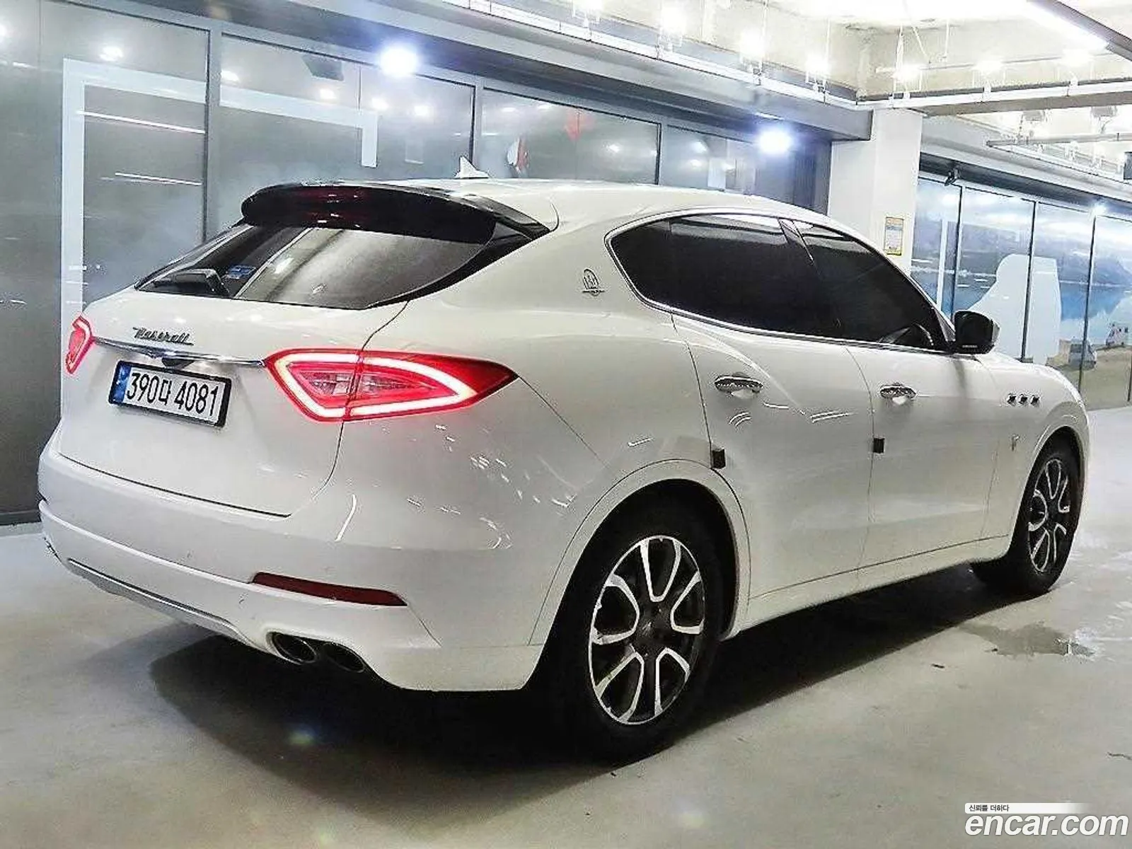 Maserati Levante I 30 Awd Luxury 2017 - фотография 4596978
