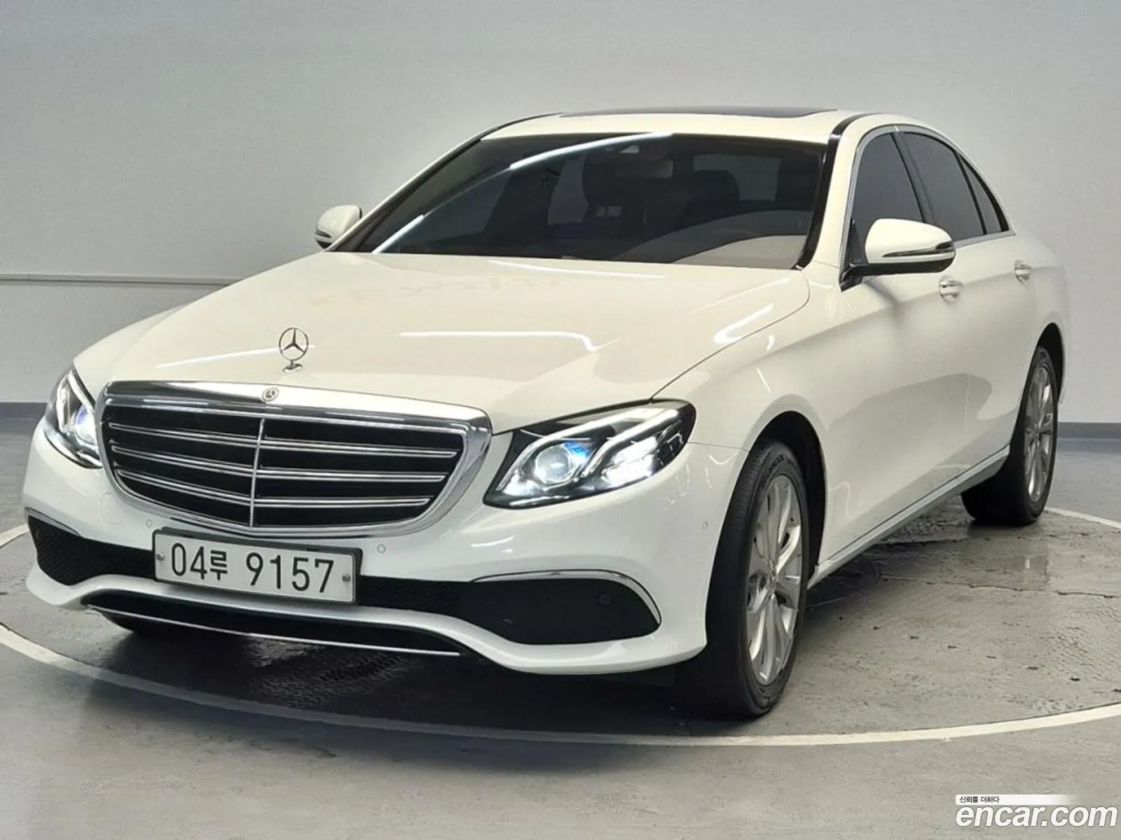 Mercedes-Benz E-Klasse V W213 S213 C238 E220D 4Matic Exclusive 2019 - фотография 16414318
