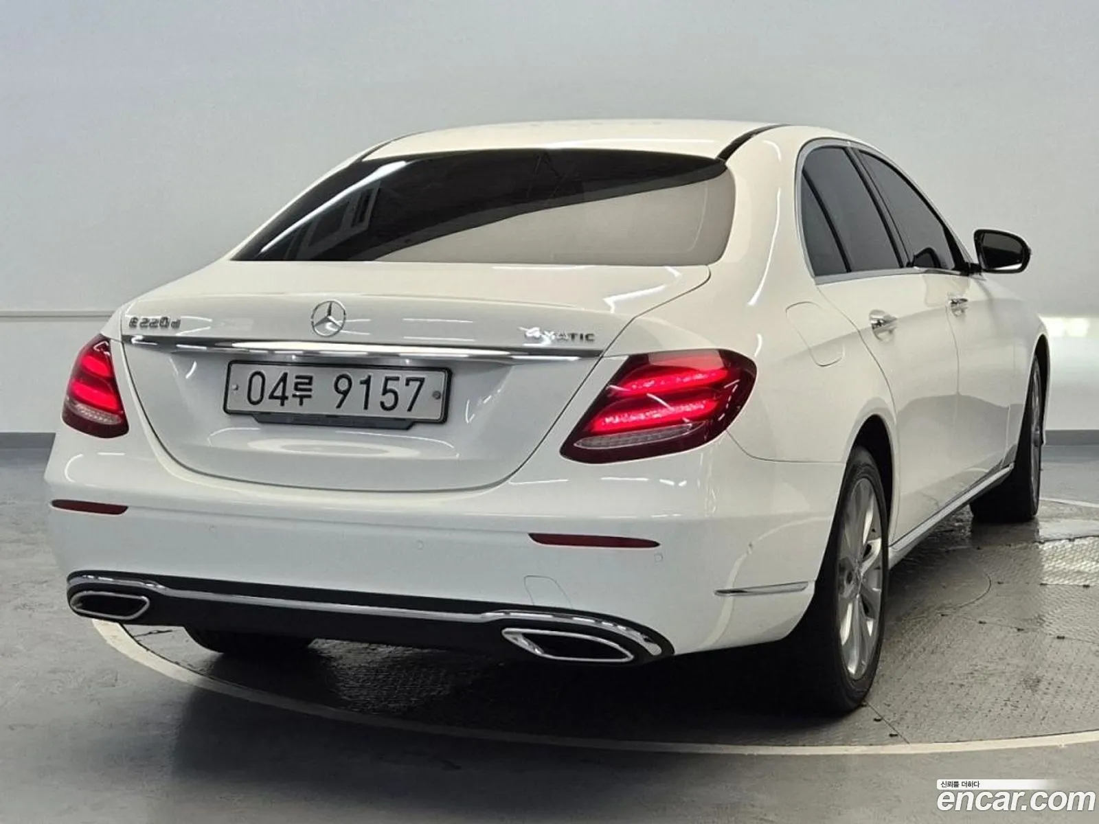 Mercedes-Benz E-Klasse V W213 S213 C238 E220D 4Matic Exclusive 2019 - фотография 16414319