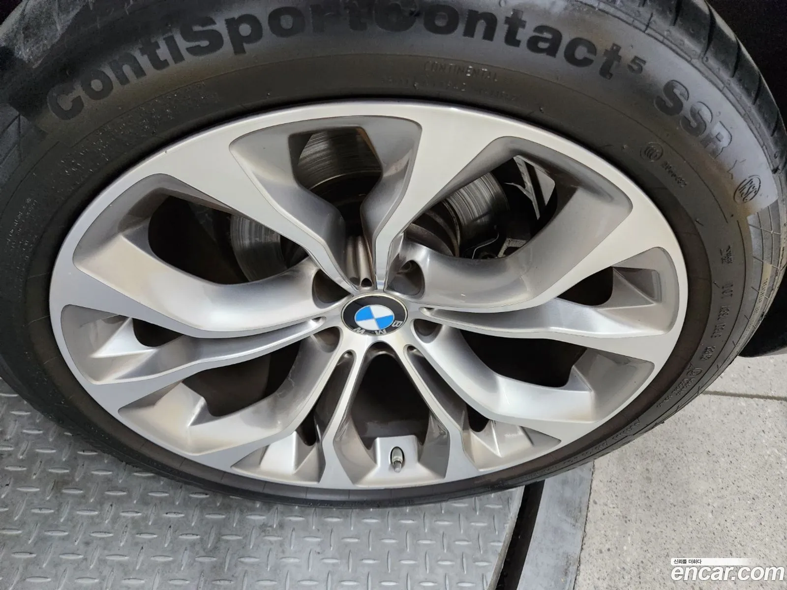 BMW X6 xDrive 30D 2019 - фотография 19858384