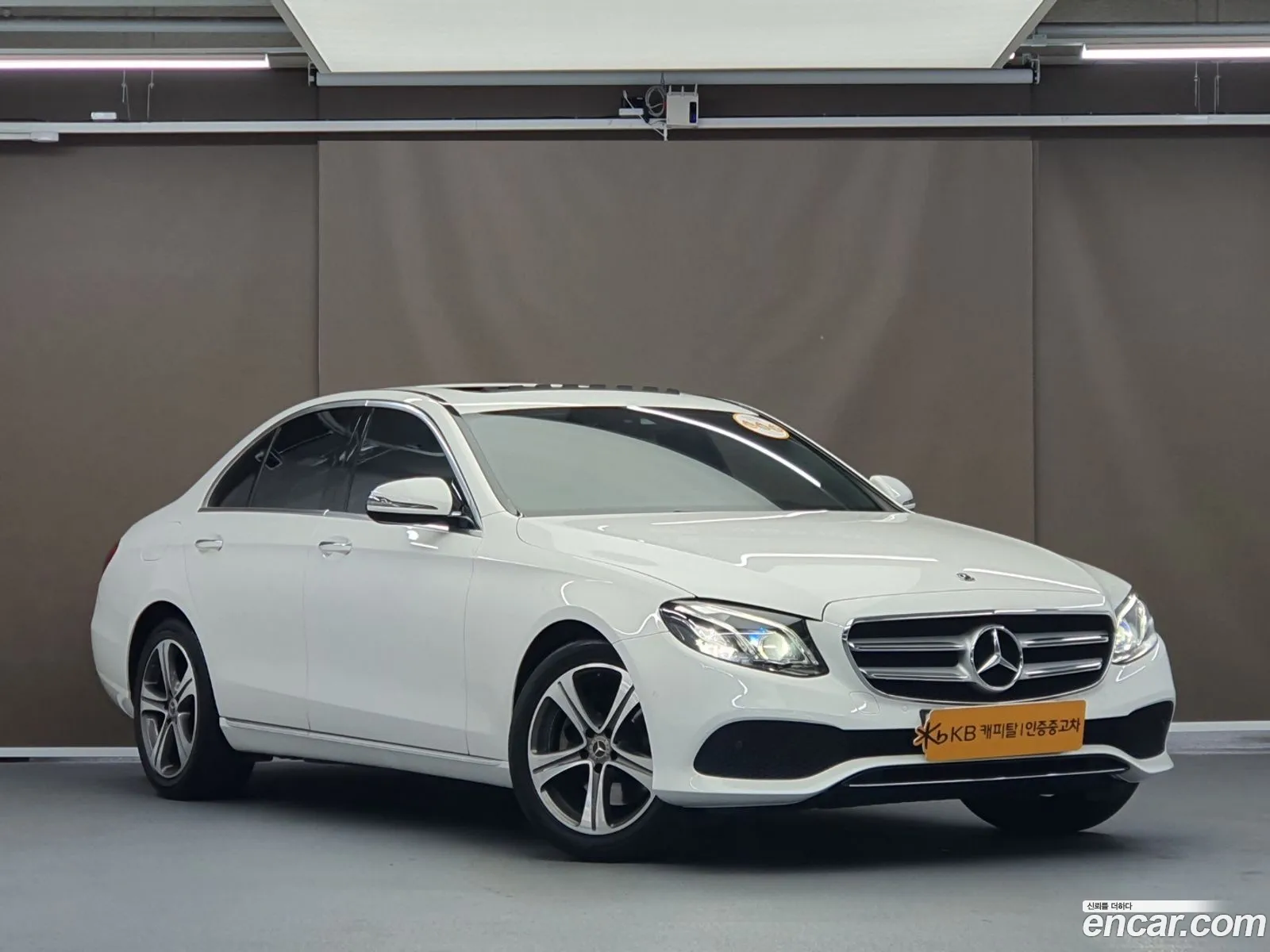 Mercedes-Benz E-Klasse V W213 S213 C238 E220D Avant Garde 2019 - фотография 16387886