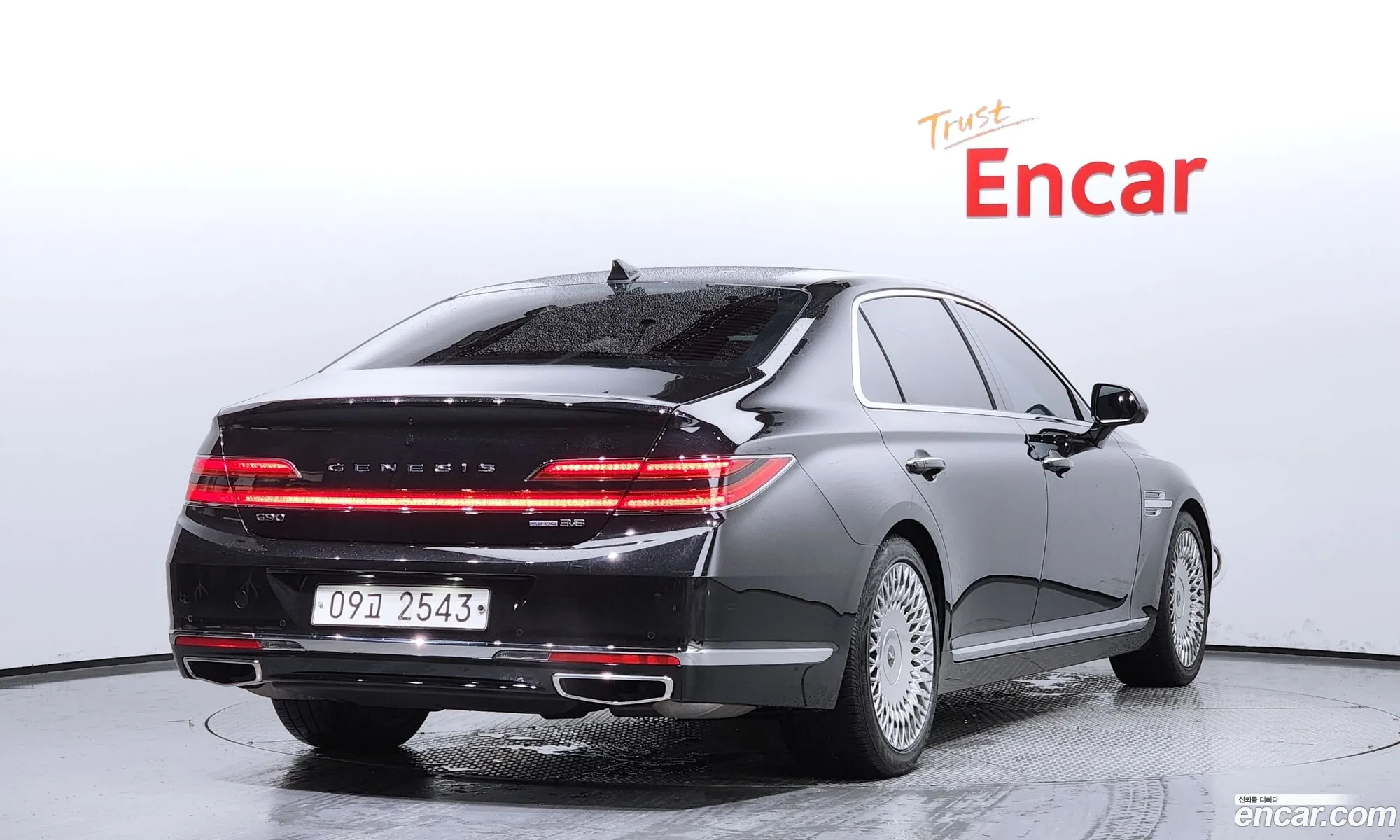 Genesis G90 I 38 Awd 2019 - фотография 1526098