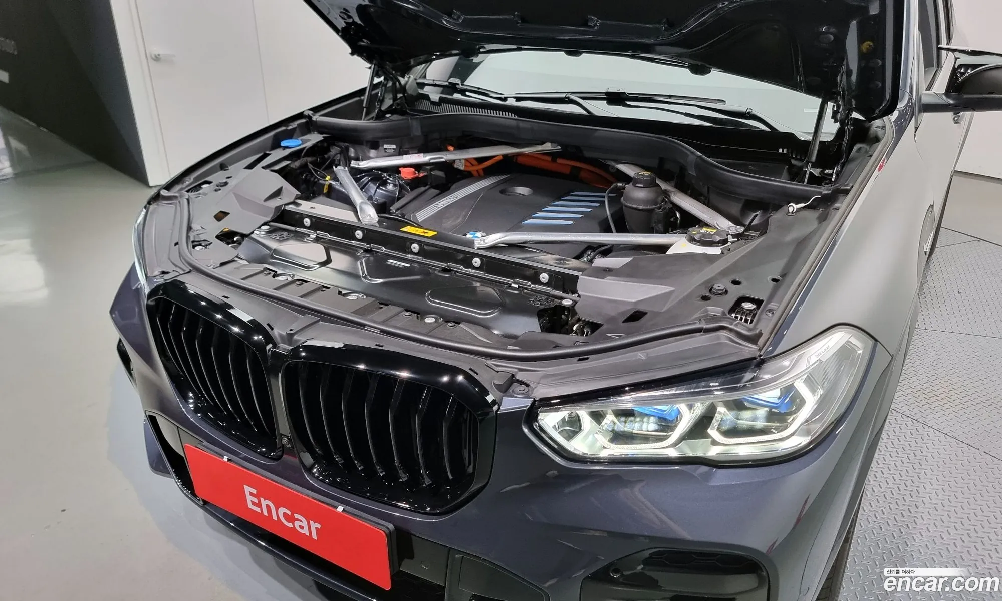 BMW X5 Iv G05 xDrive 45E M Sport 2022 - фотография 19837237