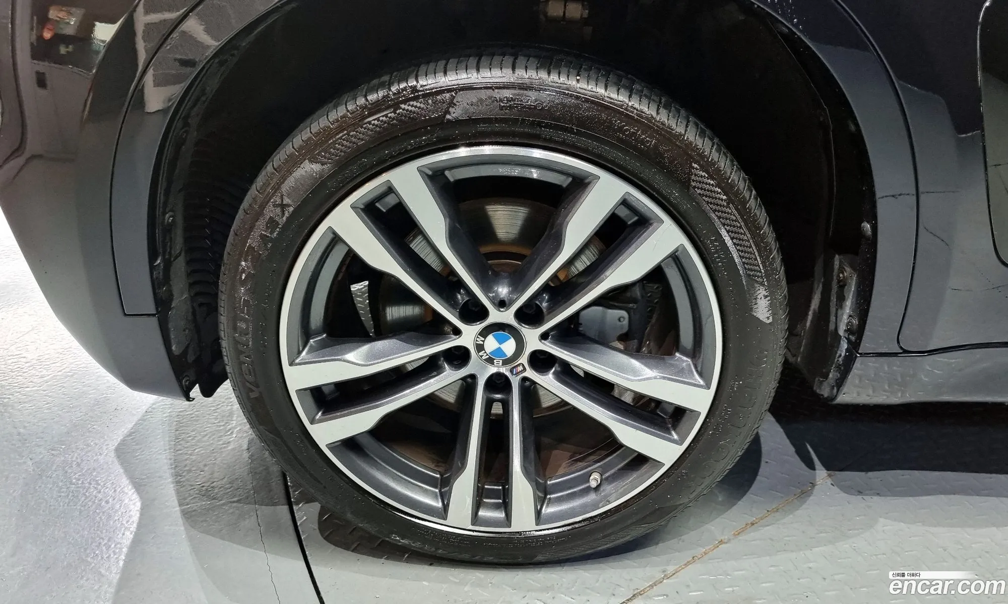 BMW X6 xDrive 40D M Sports 2019 - фотография 19858420
