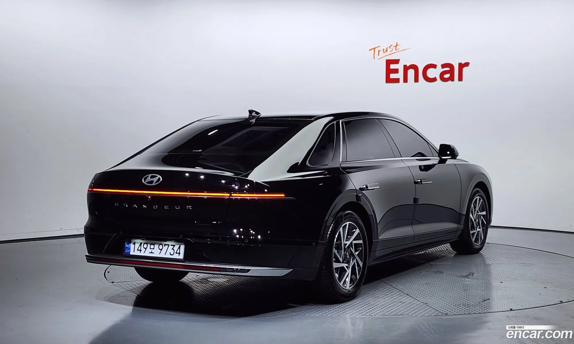Hyundai Grandeur Exclusive 2023 - фотография 14081114