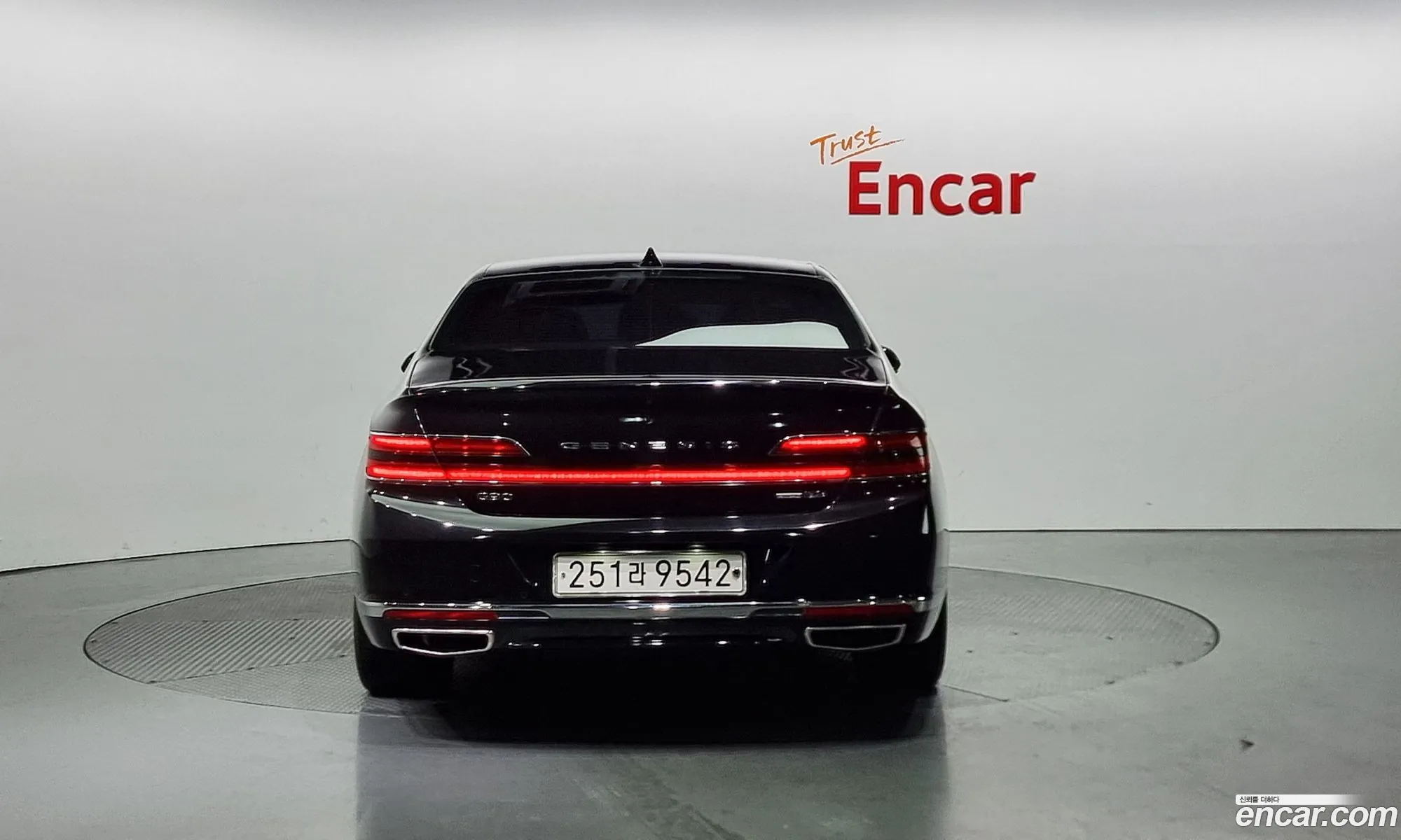 Genesis G90 I 38 Awd 2019 - фотография 1152743