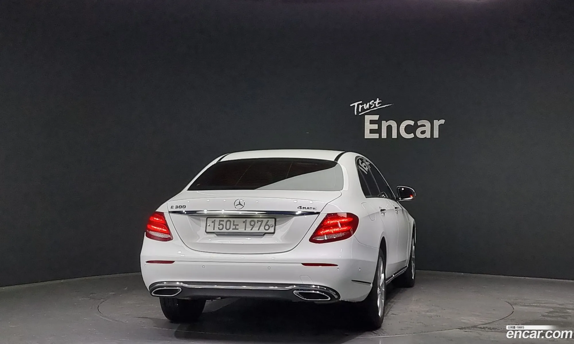 Mercedes-Benz E-Klasse V W213 S213 C238 E300 4Matic Exclusive 2020 - фотография 16387925