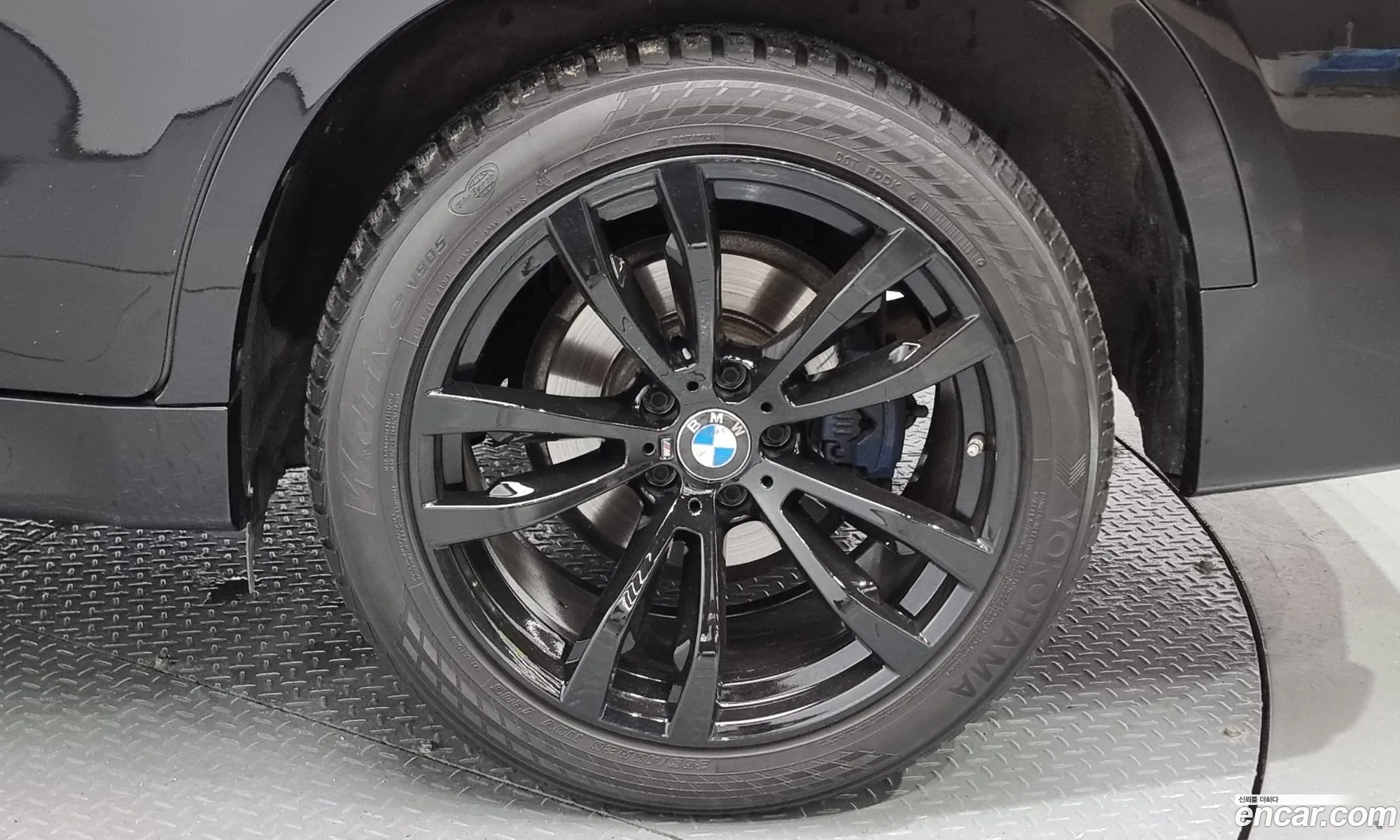 BMW X6 Ii F16 xDrive 30D Vision 100 Edition 2016 - фотография 19712852