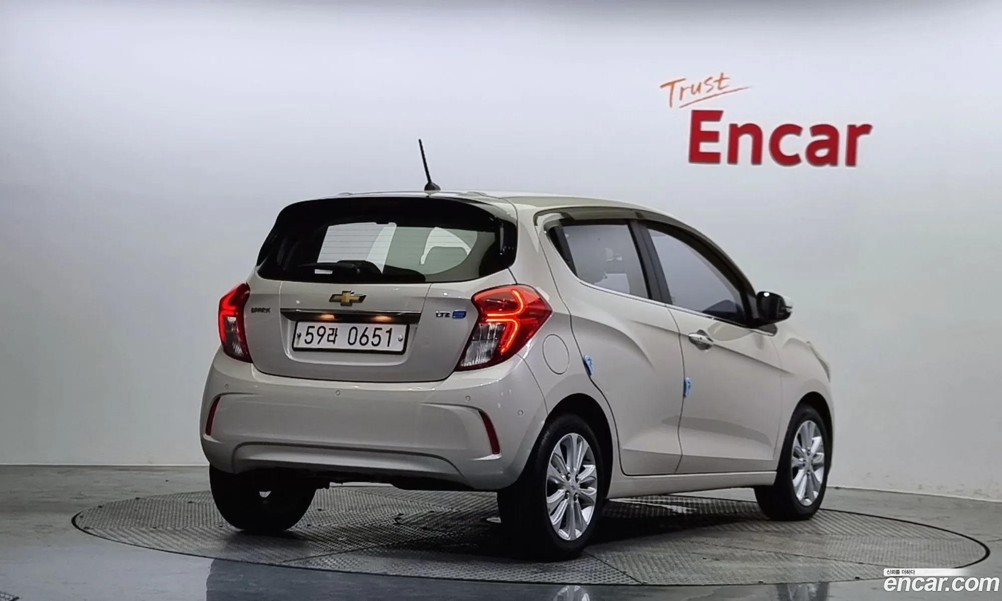 Chevrolet Spark Eco Ltz 2016 - фотография 17579922