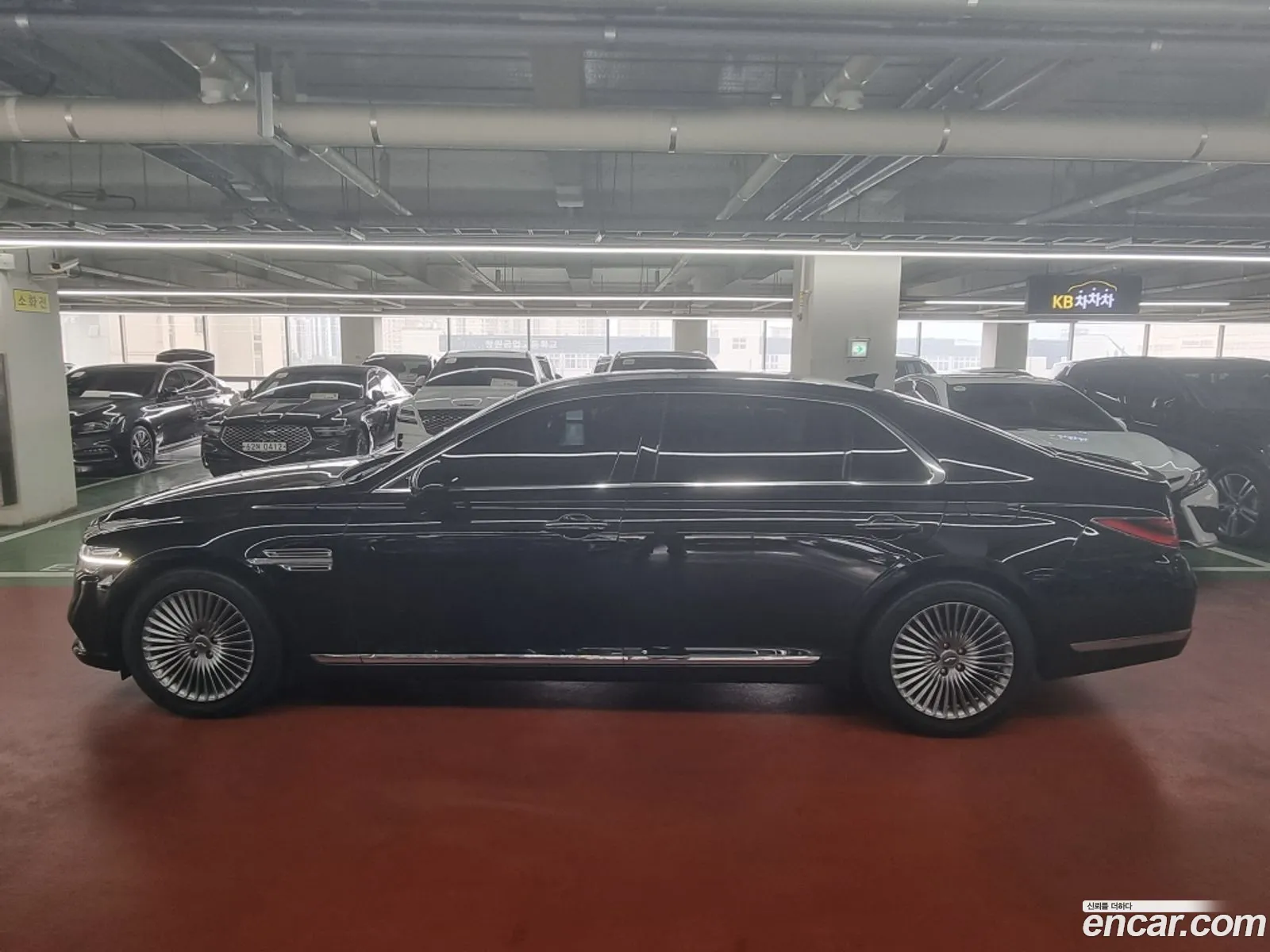 Genesis G90 I 38 2020 - фотография 1199597