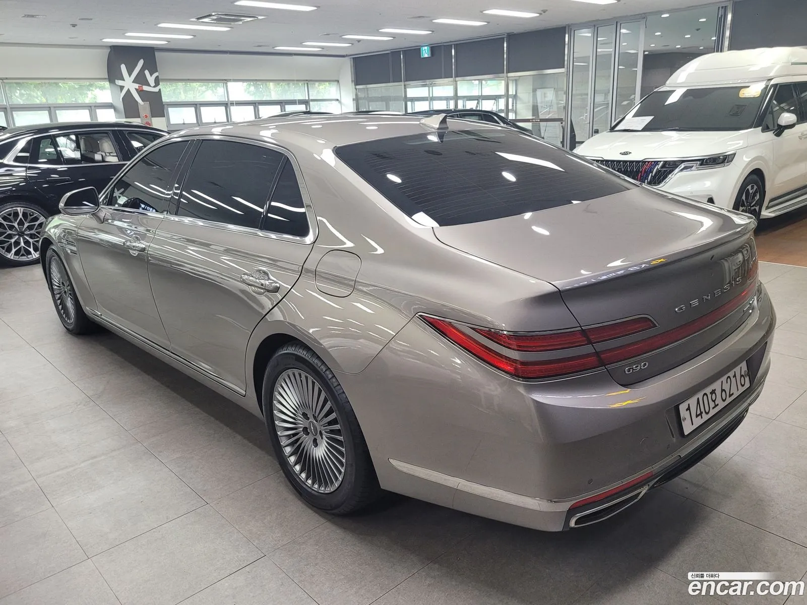 Genesis G90 I 33T Awd 2020 - фотография 1243786