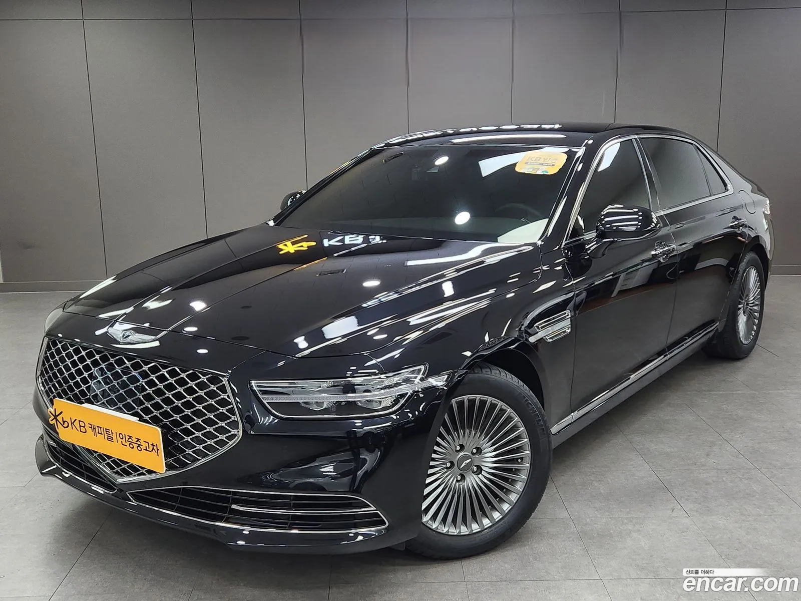 Genesis G90 I 38 2021 - фотография 1240909