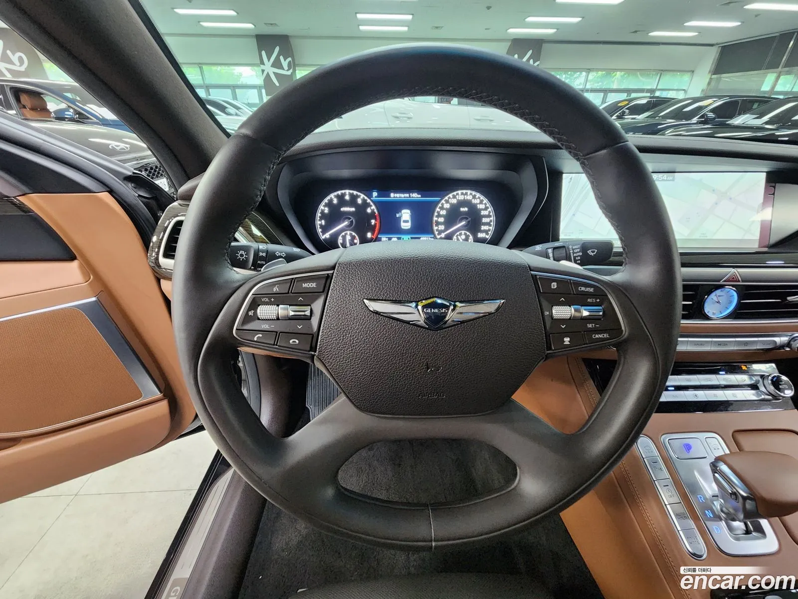 Genesis G90 I 38 2021 - фотография 1240911