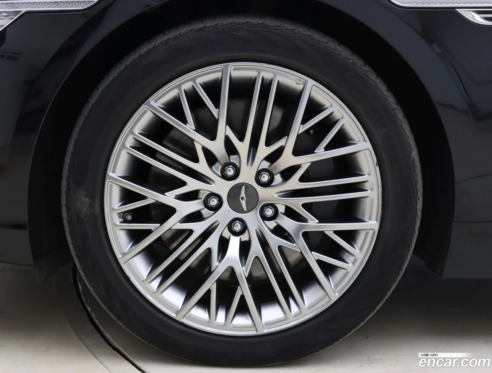 Genesis G90 I 50 Awd 2021 - фотография 1205870