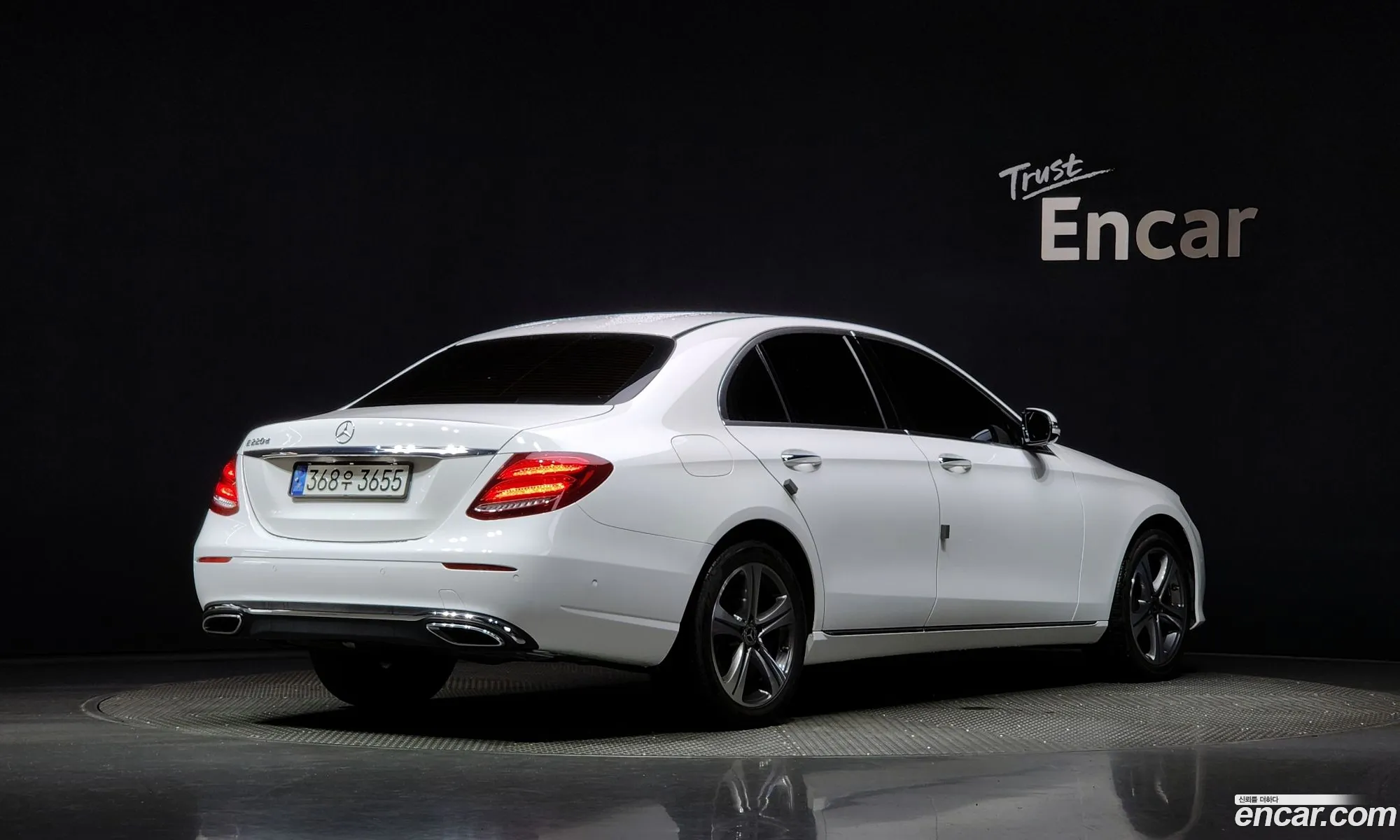Mercedes-Benz E-Klasse V W213 S213 C238 E220D Avant Garde 2019 - фотография 16391787