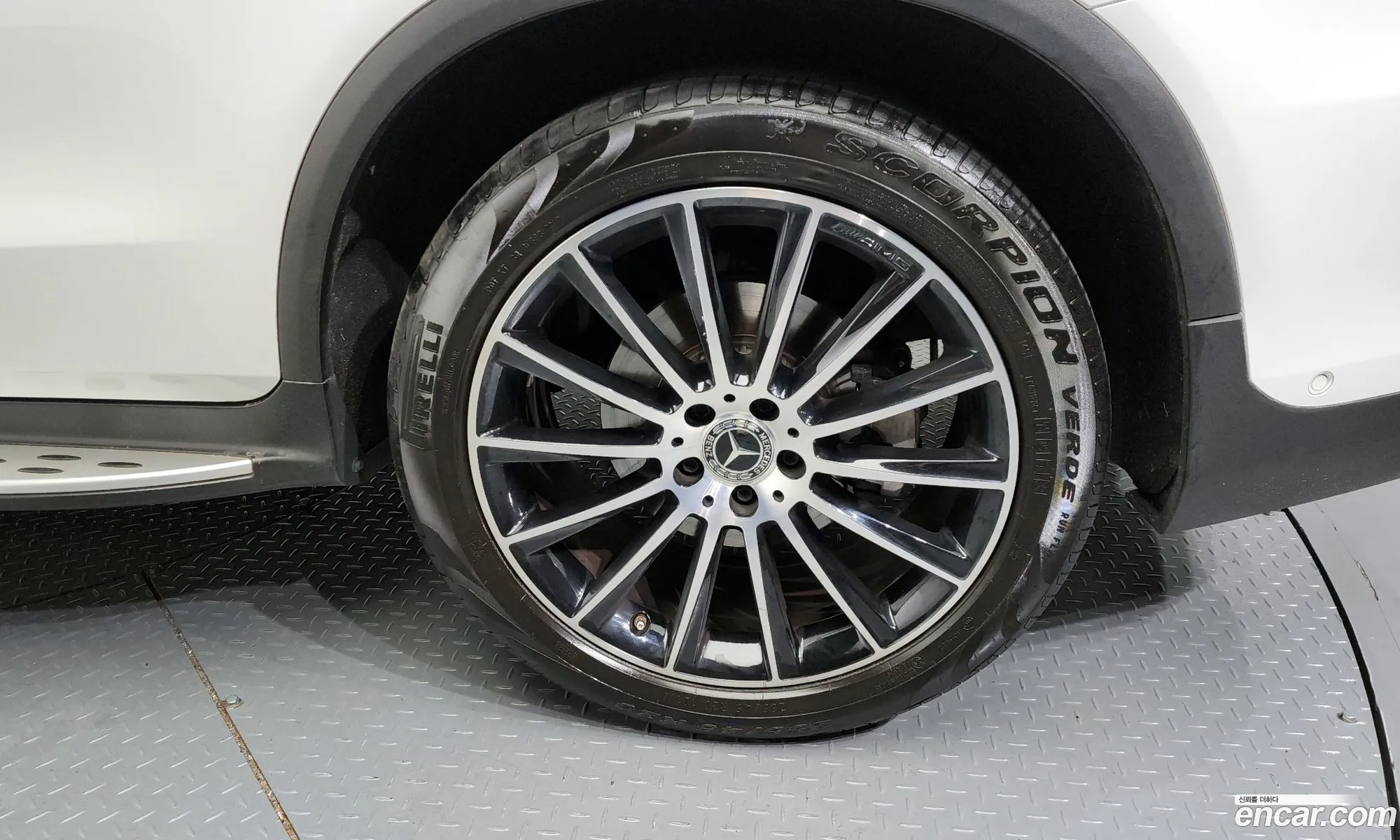 Mercedes-Benz Glc I X253 Glc300 4Matic Amg Line 2019 - фотография 16365759