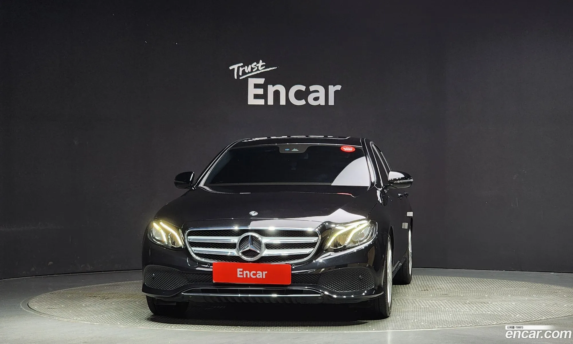 Mercedes-Benz E-Klasse V W213 S213 C238 E200 Avant Garde 2018 - фотография 16237844